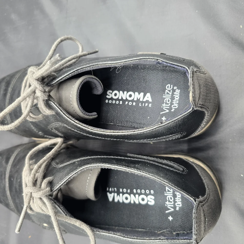 Sonoma Black Oxfords‎ with Classic Leather Design